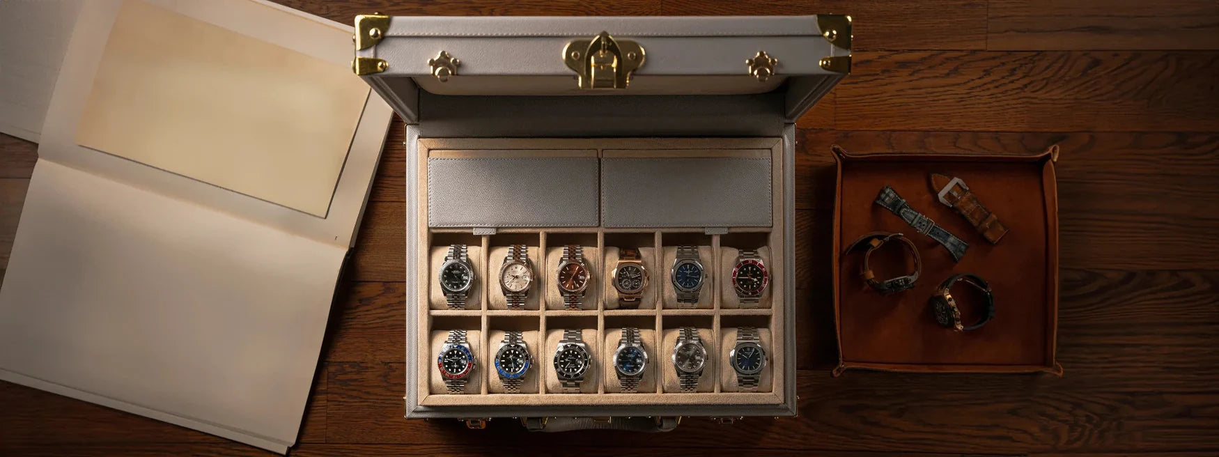 scatola per orologi grigia classica di lusso